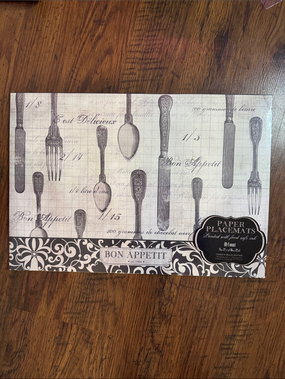 Vintage Flatware Paper Placemats - Black/Cream C1.RBk.